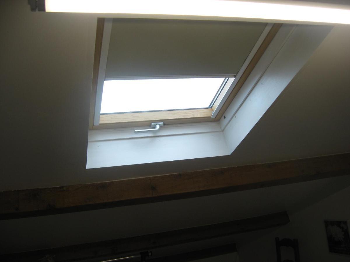 Ferienwohnung T 2 Avec Velux Sous Les Combes De 34 M2 La Londe-les-Maures Exterior foto